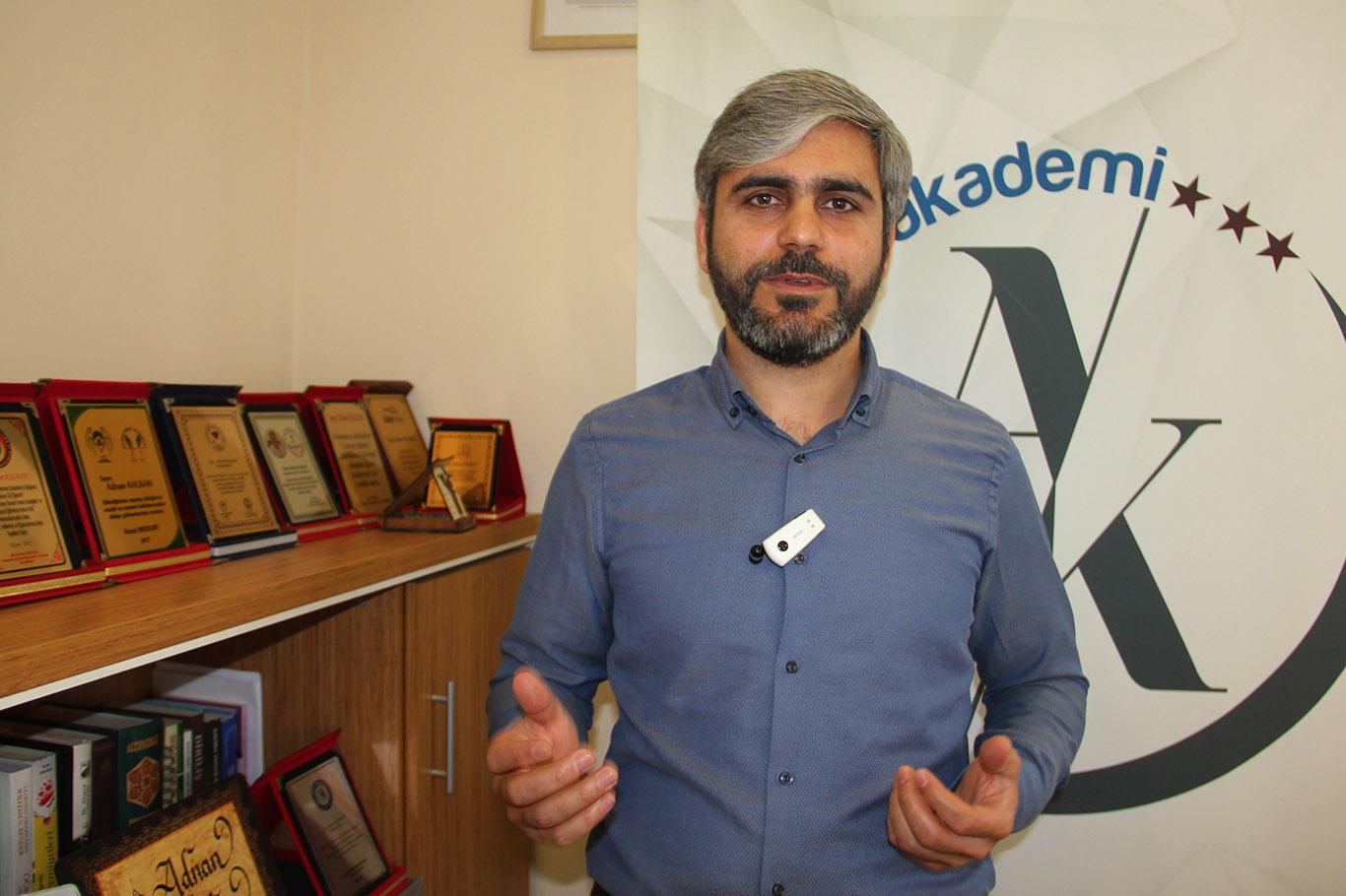 Aile Derneği Başkanı Kalkan: "Bu dönem teknoloji bağımlılığı olma riski fazla" Aile Derneği Başkanı Kalkan: "Bu dönem teknoloji bağımlılığı olma riski fazla"